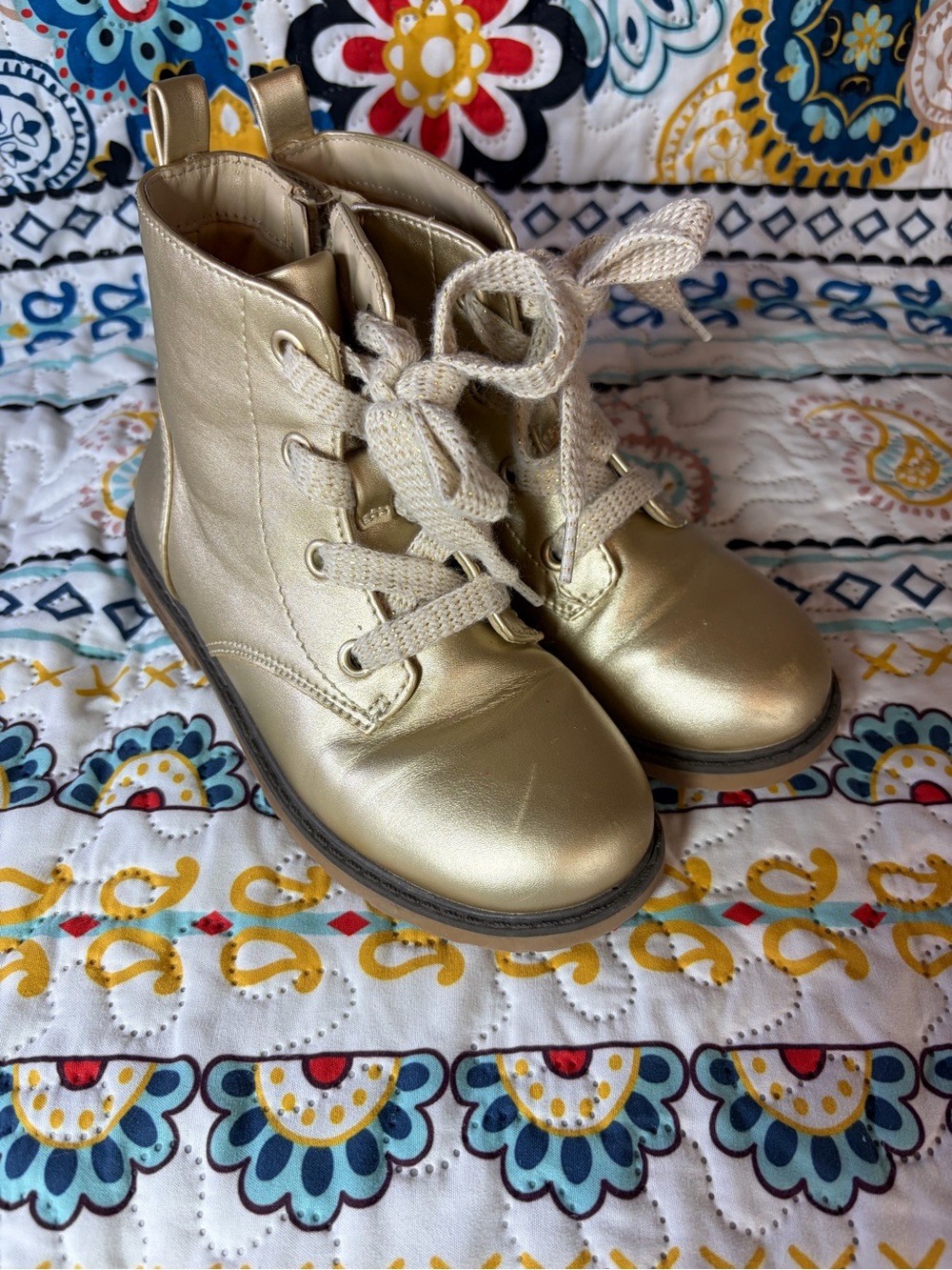 Cat & Jack Metallic Gold Lace-Up and zipper Kids Boots